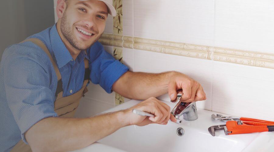 Handle or spout repair in Sycamore, KS
